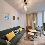 Alhondiga Luxury